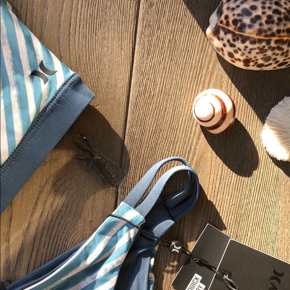 🦋HURLEY🦋 - Picture 3 of 7